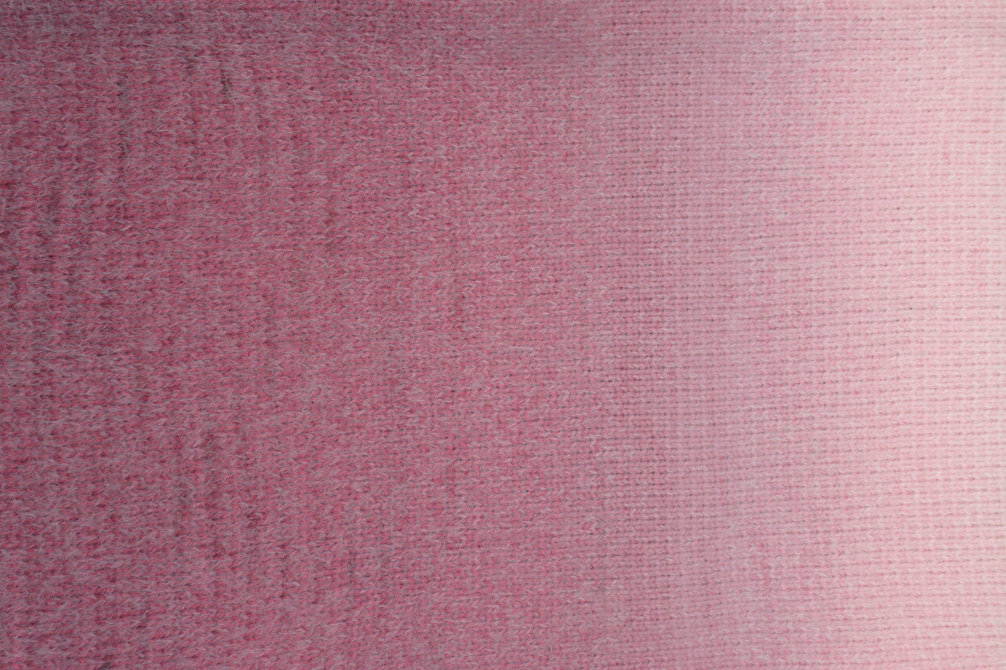 Círculo Marfim – Acrylic Gradient Cake Yarn (400 m / 200 g)