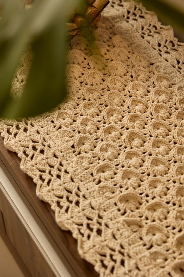 Circulo Barroco Natural Brilho  - Natural Cotton Yarn Gold/Silver, 657m / 433m, 400g