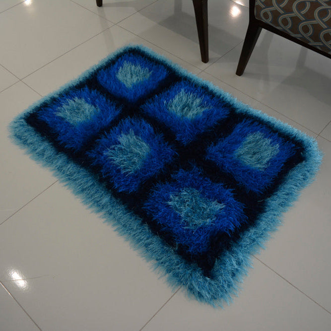 Circulo Natural Luxury Decor - Fluffy Yarn, 180 m / 280 g