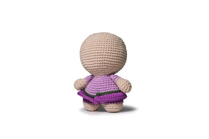Create Violet with Circulo’s Too Cute Collection Amigurumi Kit.