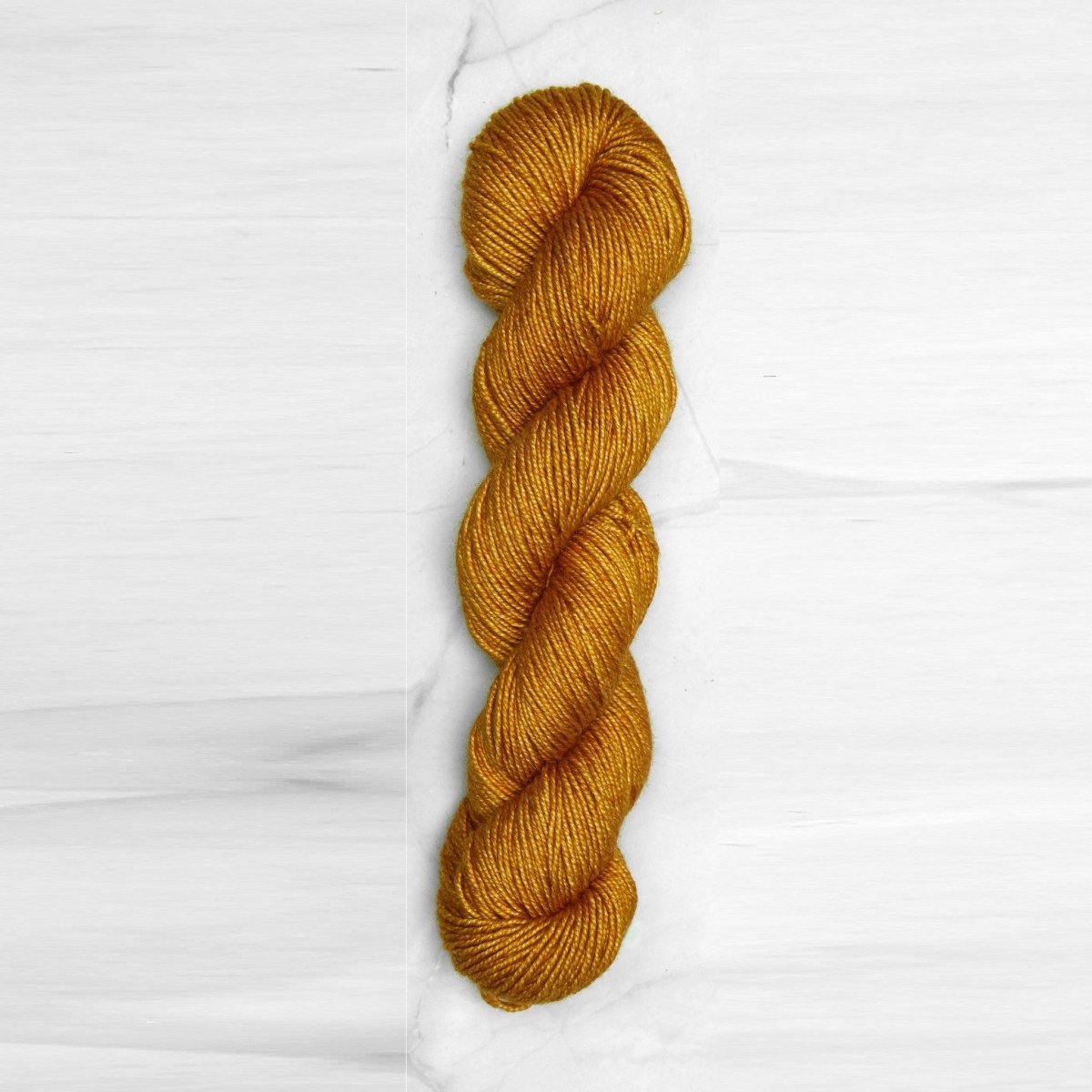 Soft and silky LUNA DK yarn from KnitPro Symfonie