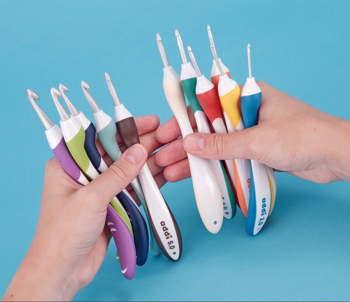 addi Swing Crochet Hook 140-2, addi Maxi Swing Wool Crochet Hook 141-2 - Ergonomic & Relaxing