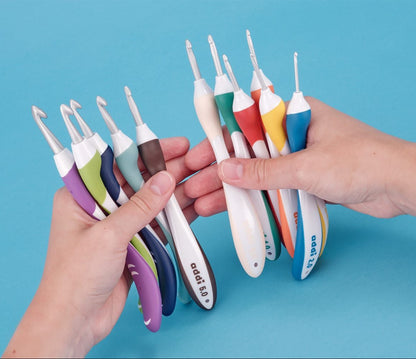 addi Swing Crochet Hook 140-2, addi Maxi Swing Wool Crochet Hook 141-2 - Ergonomic & Relaxing