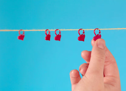 addiLove Stitch Markers - Set of 6 Heart-Shaped Markers for Knitting