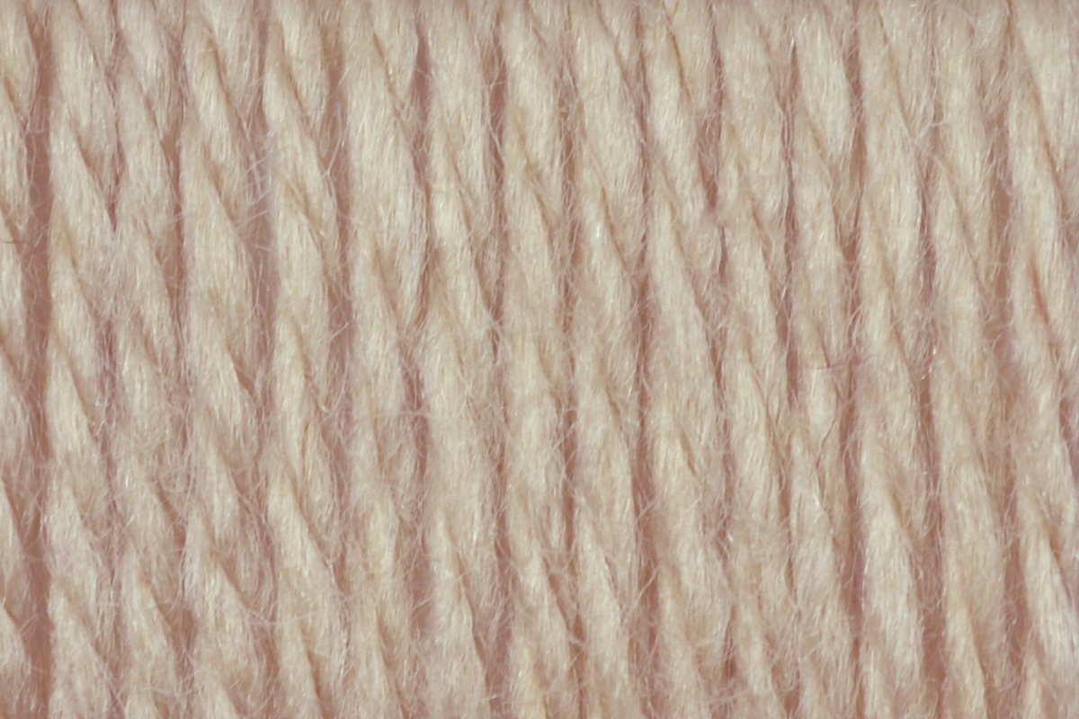 Círculo La Seda yarn, blend of 70% acrylic and 30% wool (100g/166m)