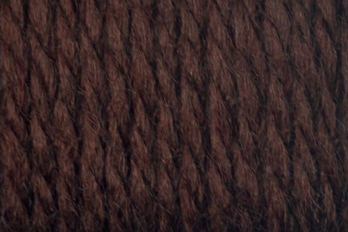 Círculo La Seda yarn, blend of 70% acrylic and 30% wool (100g/166m)