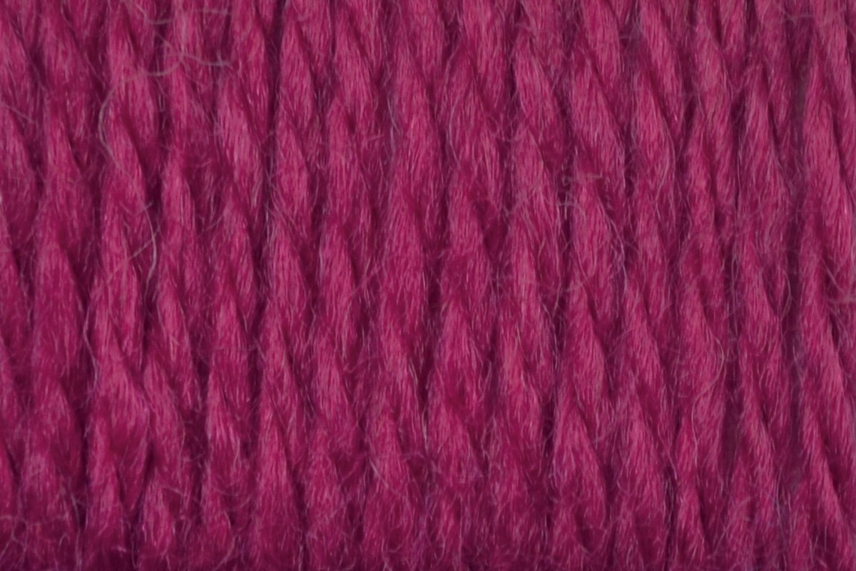 Círculo La Seda yarn, blend of 70% acrylic and 30% wool (100g/166m)