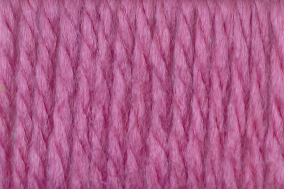Círculo La Seda yarn, blend of 70% acrylic and 30% wool (100g/166m)