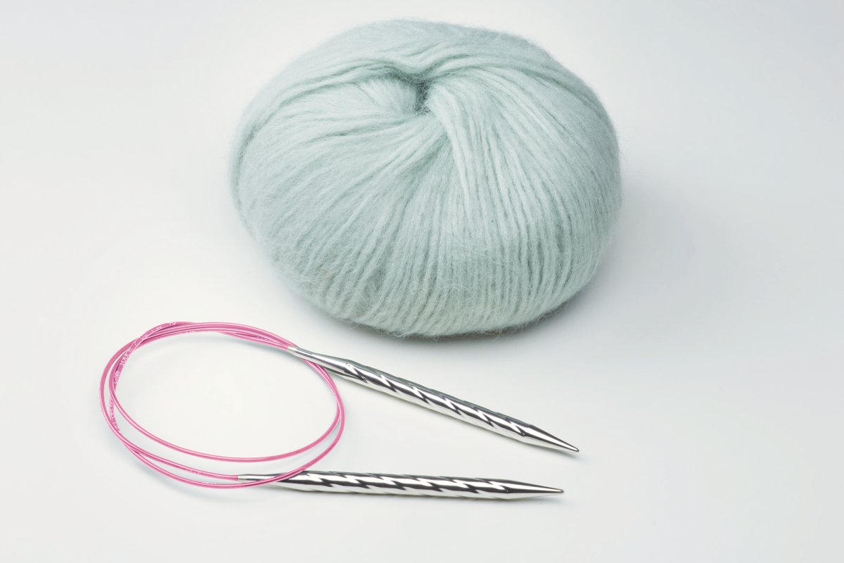 Unicorn Addi Circular Knitting Needles – Brass Tips with Pink Cable